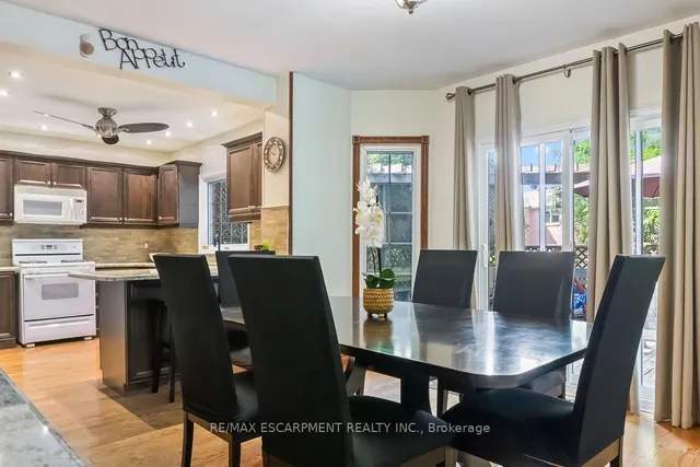 Additional image 14 of 411 Freeman Cres