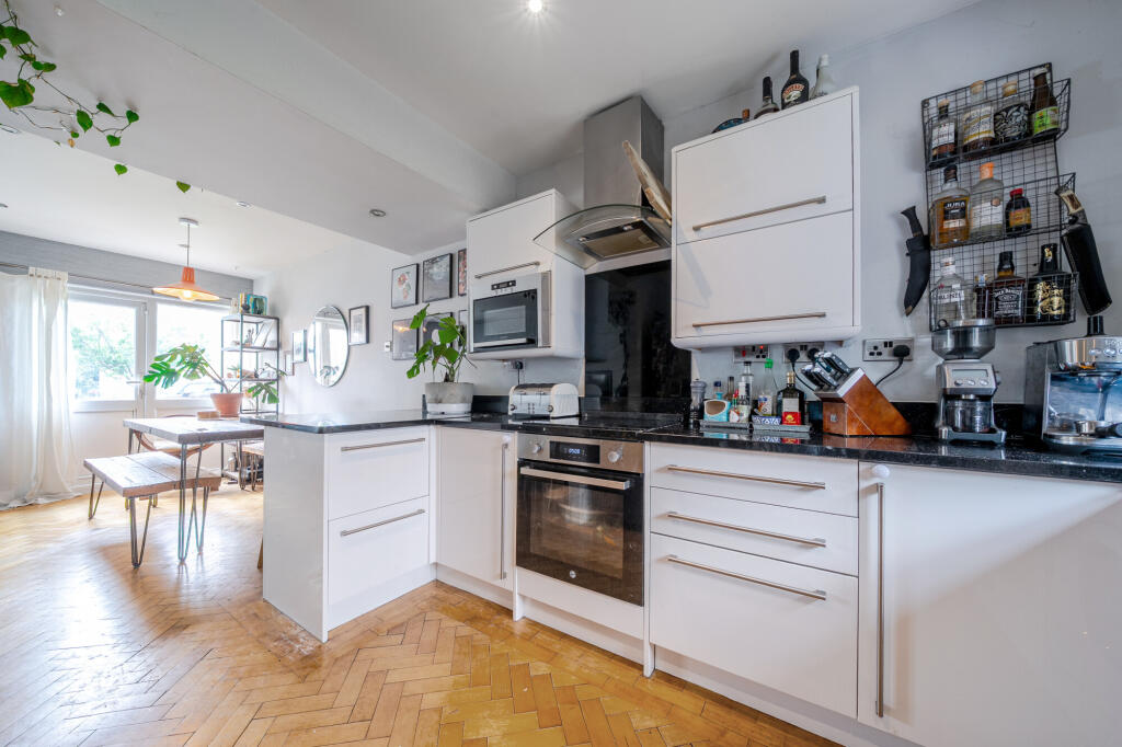 Additional image 3 of The Ridgeway, St. Albans, AL4