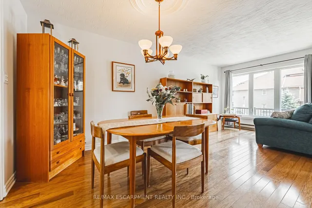 Additional image 11 of 3050 Pinemeadow Dr Unit 6