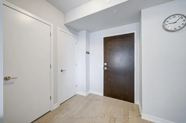 Additional image 7 of 2221 Yonge St Unit 2304