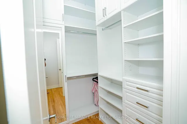 Additional image 28 of 6 Belladonna Circ