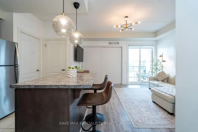 Additional image 11 of 640 Sauve St Unit 422