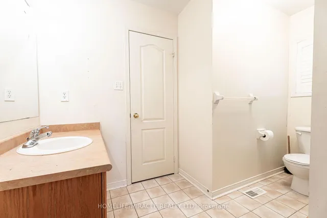 Additional image 44 of 16 Signet Crt