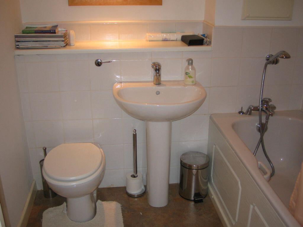 Additional image 4 of 2 Bed 2 Bath Westside 1 Central Location