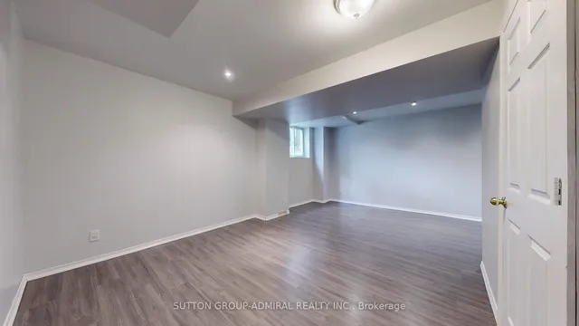 Additional image 27 of 760 Ashprior Ave