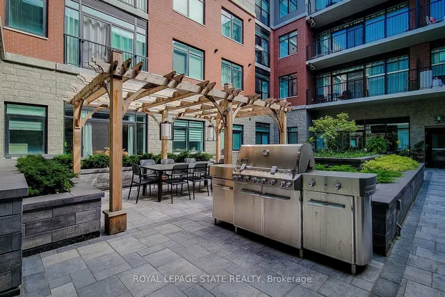 Additional image 36 of 1 Redfern Ave Unit 313