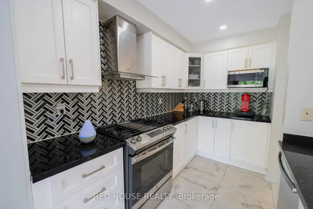 Additional image 23 of 78 Passfield Tr