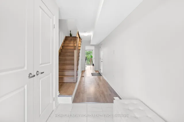 Additional image 3 of 51 Woodstream Dr