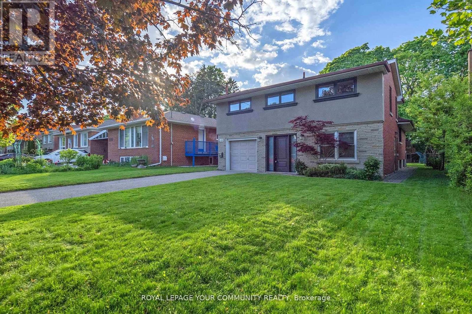 118 BETTY ANN DRIVE|Toronto (Willowdale West), Ontario M2N1X4