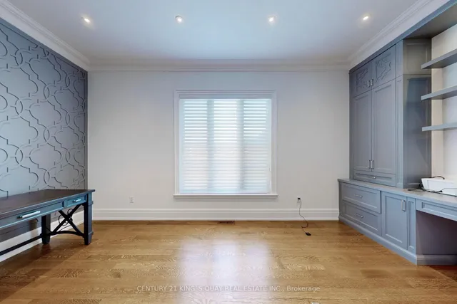 Additional image 18 of 33 Citation Dr