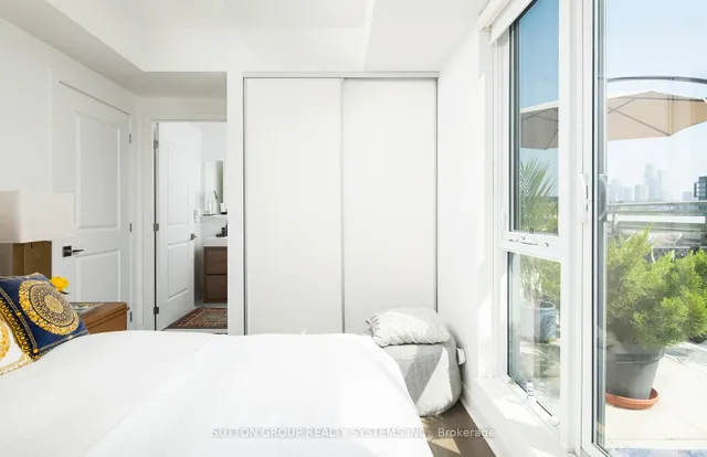 Additional image 15 of 156 Portland St Unit 612