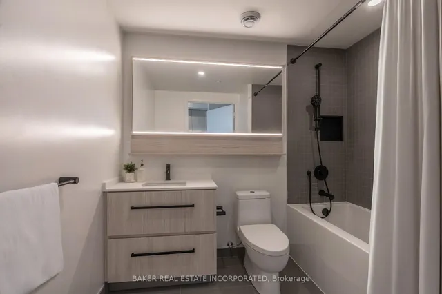 Additional image 4 of 425 Front St Unit 907