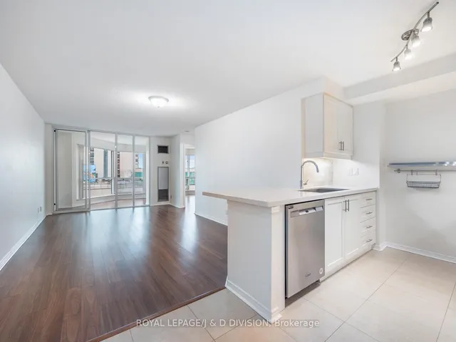 Additional image 6 of 10 Queens Quay Unit 706