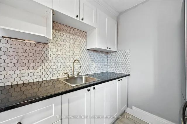 Additional image 30 of 4 Madison Ave