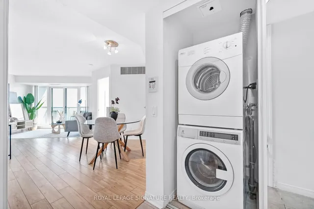 Additional image 21 of 30 Harrison Garden Blvd Unit 2703