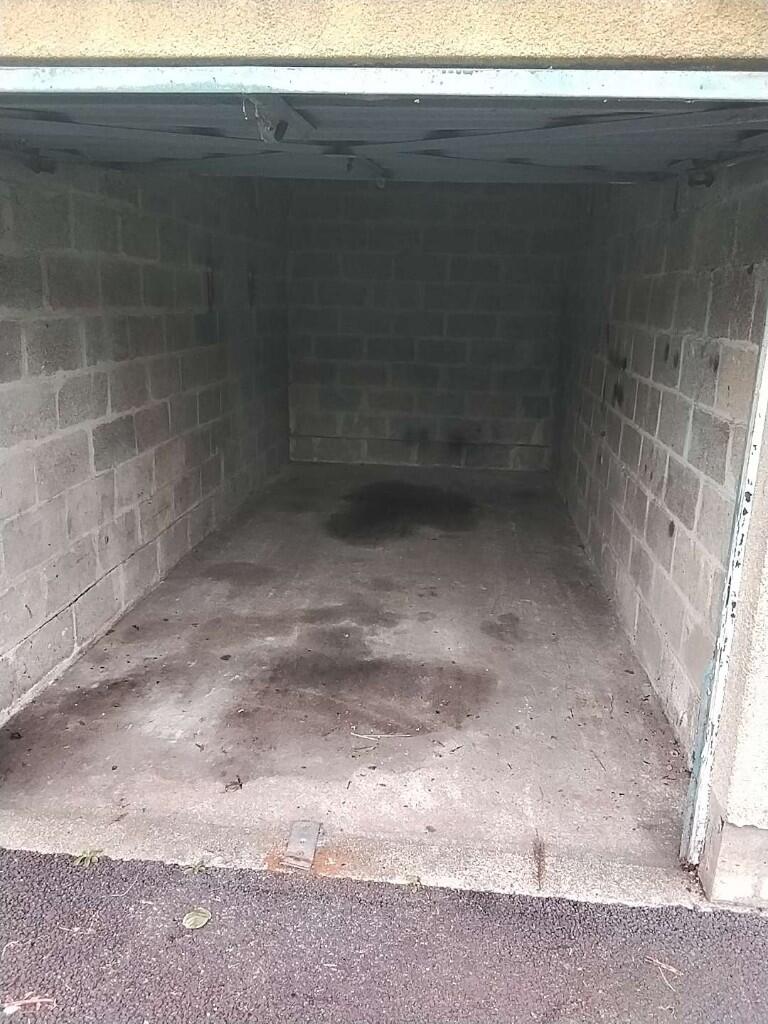 Additional image 4 of Wentworth Road & Hawthorn Road, Yeovil, Somerset, BA21