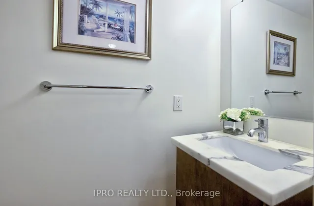 Additional image 5 of 2603 Bathurst St Unit 101