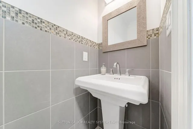 Additional image 19 of 931 Syndenham Lane