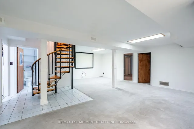 Additional image 29 of 902 North Shore Blvd