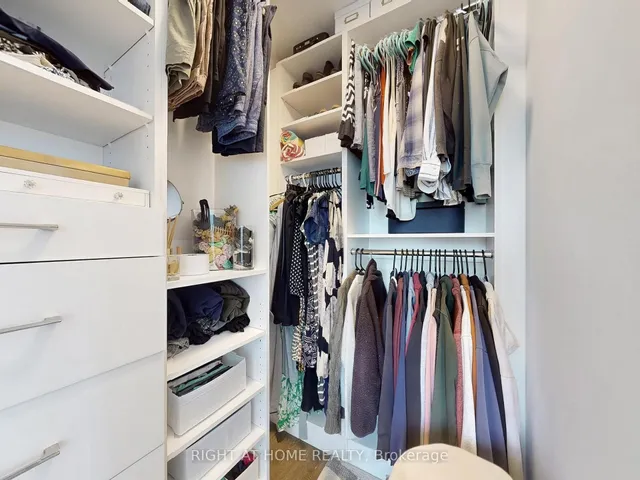 Additional image 25 of 90 Park Lawn Rd Unit 1209