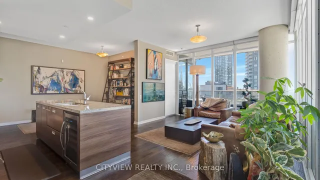 Additional image 14 of 90 Park Lawn Rd Unit 205