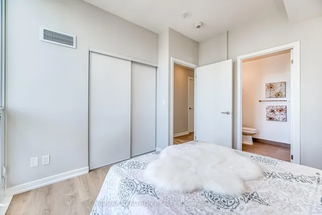 Additional image 20 of 32 Forest Manor Rd Unit 2305