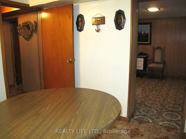 Additional image 32 of 4 Rosalie Ave