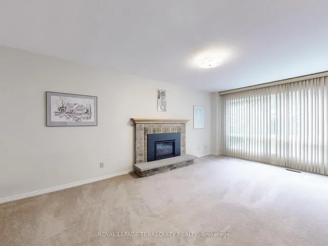 Additional image 10 of 4 Mowat Crt