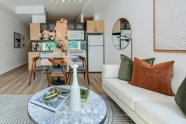 Additional image 7 of 350 Wellington St Unit 219