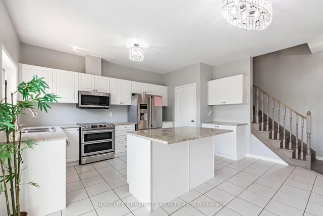 Additional image 12 of 42 Cookview Dr