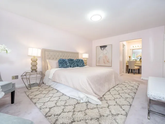 Additional image 26 of 18 Whitman St