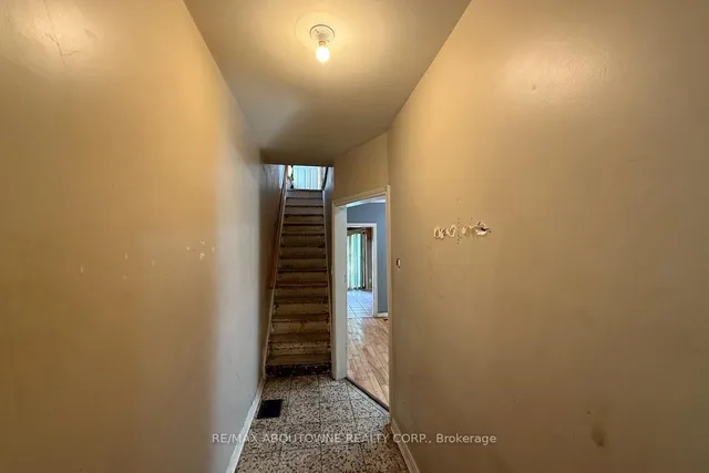 Additional image 9 of 214 Burlington St