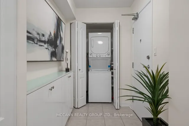 Additional image 10 of 3 Rean Dr Unit 1807