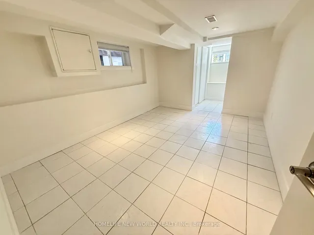 Additional image 28 of 137 Gladstone Ave