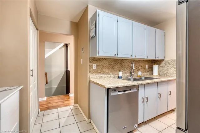 Additional image 12 of 1440 Garth St Unit 55