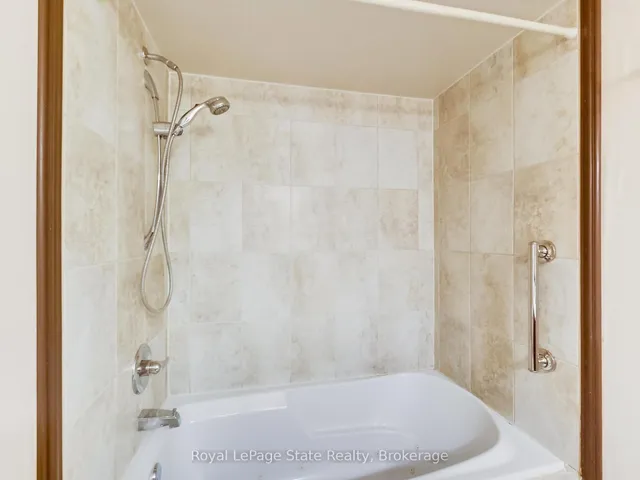 Additional image 30 of 500 Green Rd Unit 203