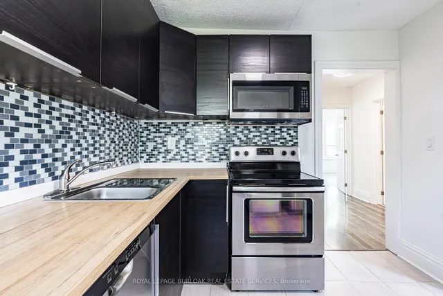 Additional image 24 of 22 Myrtle Ave