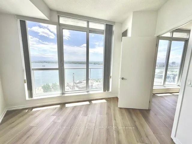 Additional image 17 of 208 Queens Quay Unit 2407