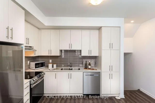 Additional image 4 of 10 Lloyd Janes Lane Unit 194