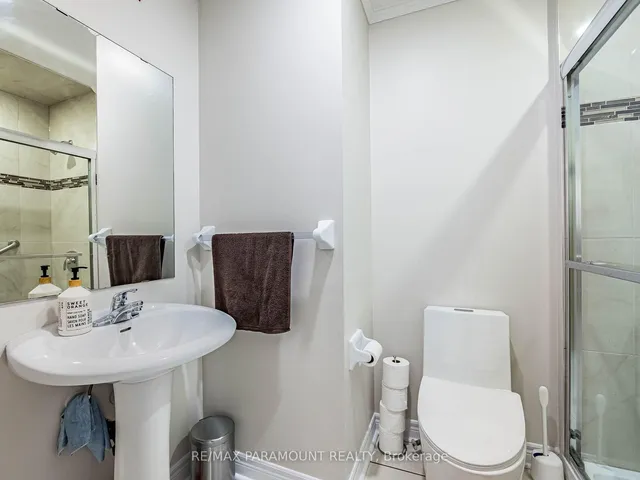 Additional image 23 of 42 Outlook Ave