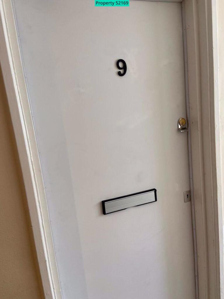 Additional image 2 of Flat 9, Salisbury House, Lily Street, West Bromwich, B71