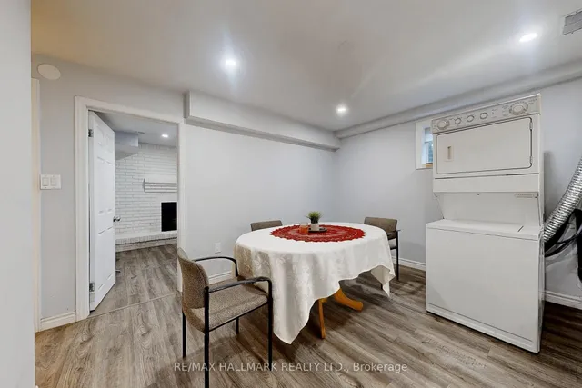 Additional image 36 of 33 Parkside Dr