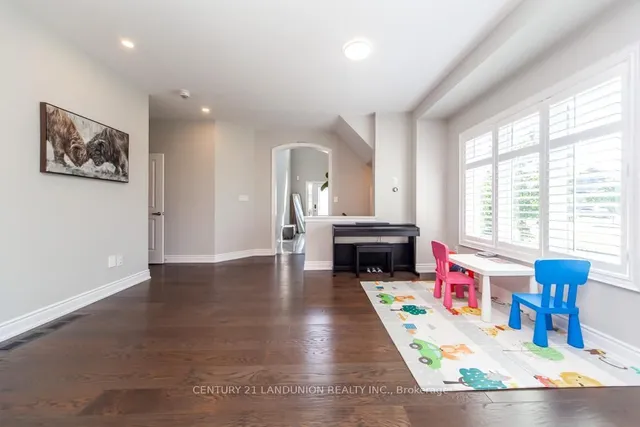 Additional image 12 of 70 Prairie Creek Cres