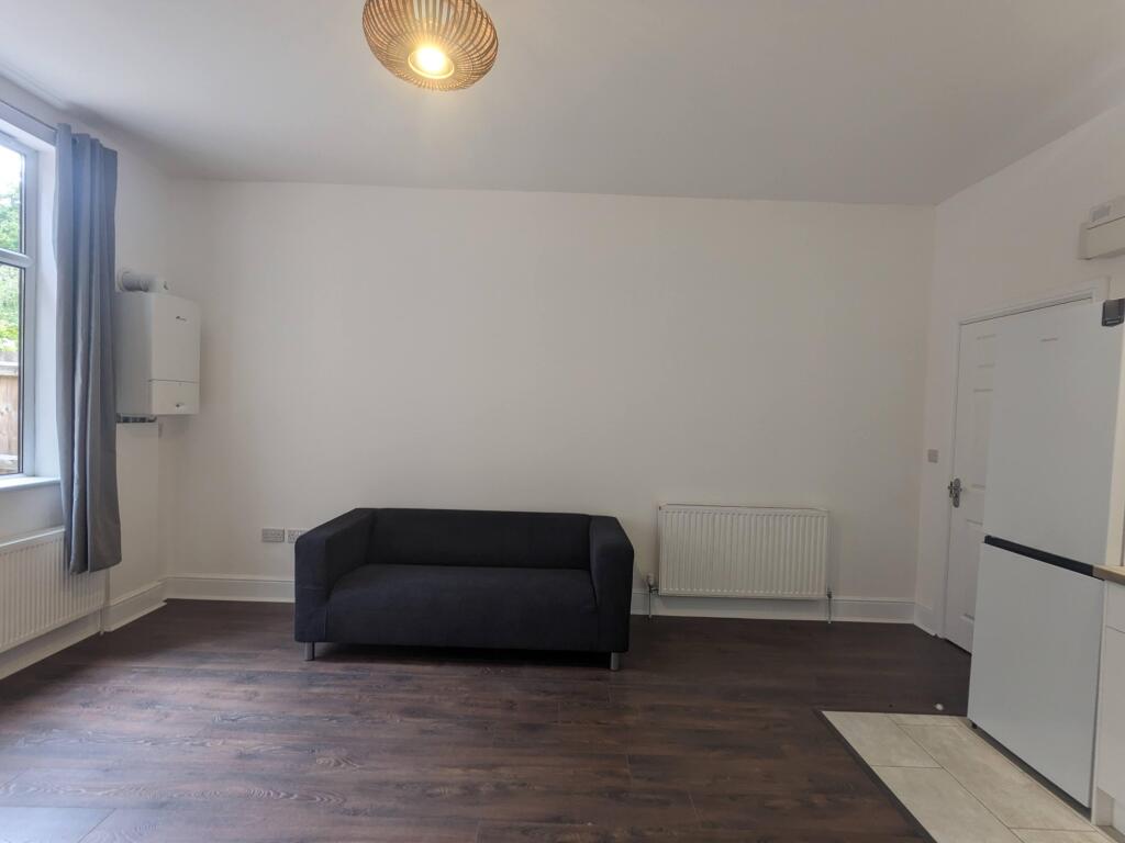 Additional image 3 of Fountain Road, Birmingham, B17
