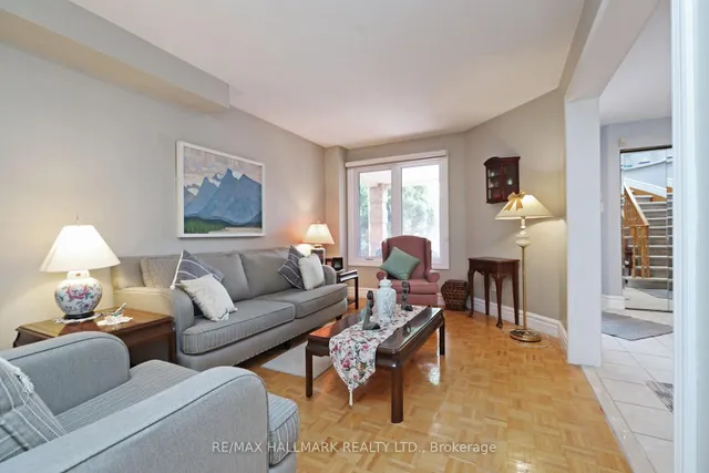 Additional image 15 of 523 Petawawa Cres