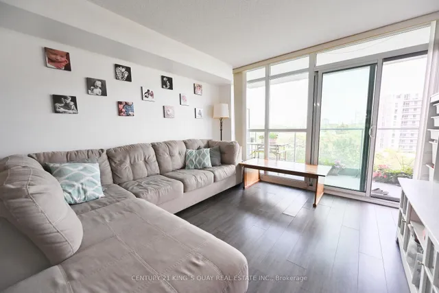 Additional image 2 of 33 Singer Crt Unit 601