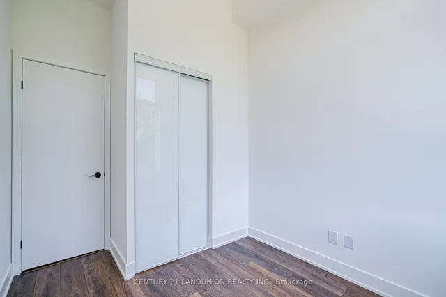 Additional image 24 of 1285 Queen St Unit 102