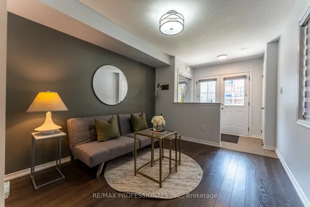 Additional image 5 of 11 Givemay St