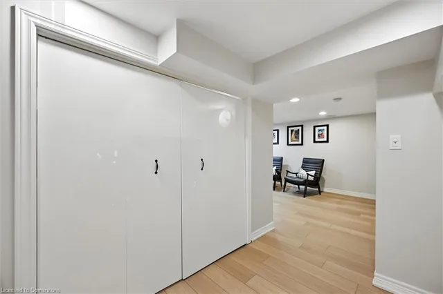 Additional image 46 of 2147 Paisley Ave