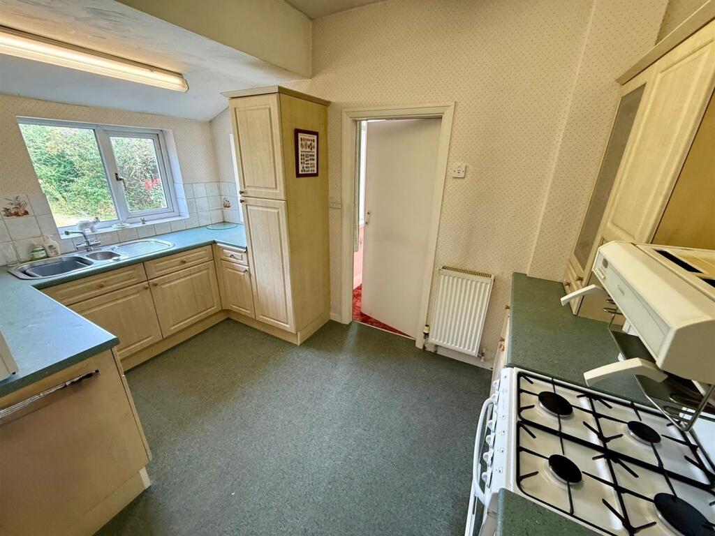 Additional image 6 of Haslucks Green Road, Shirley, Solihull